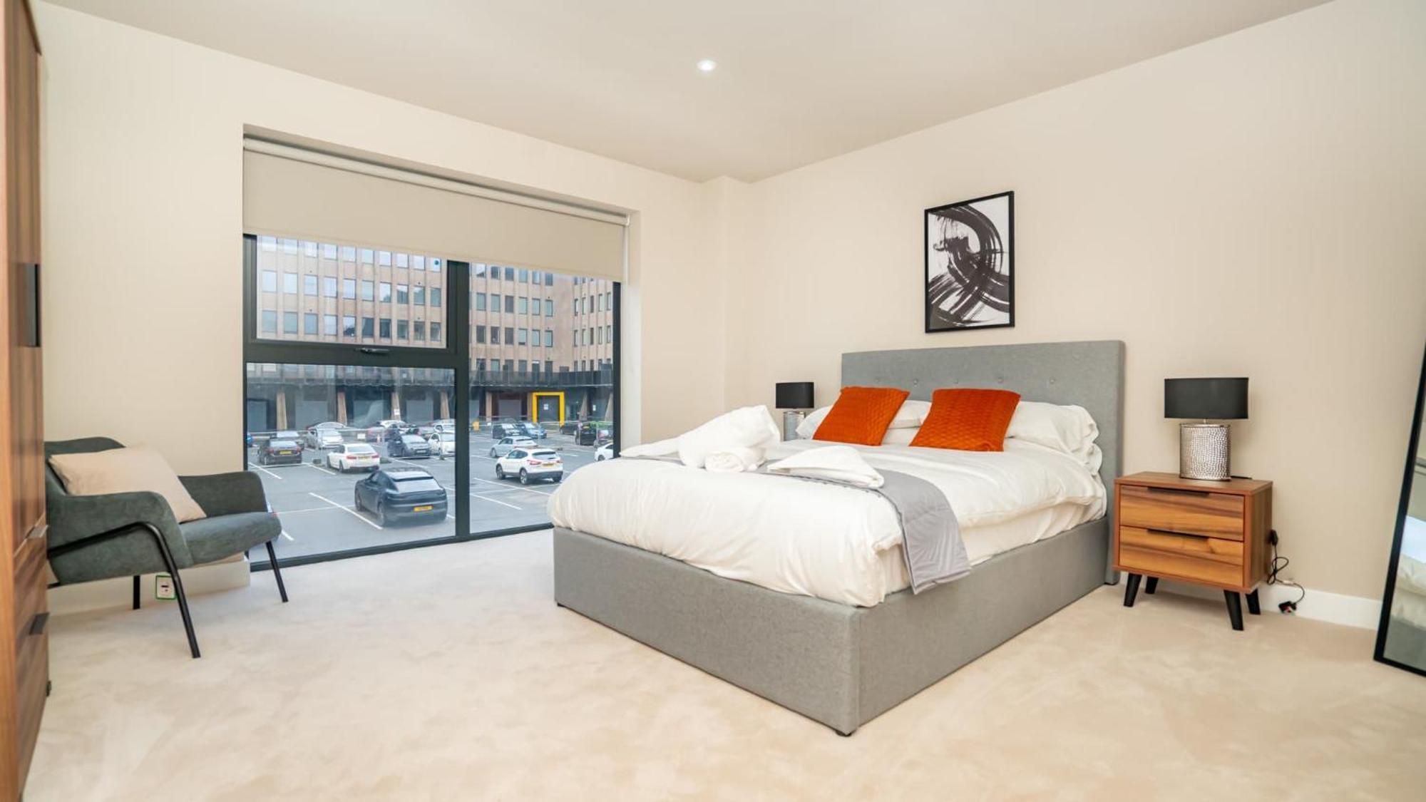 Apartment Stylish And Bright 2 Bed In